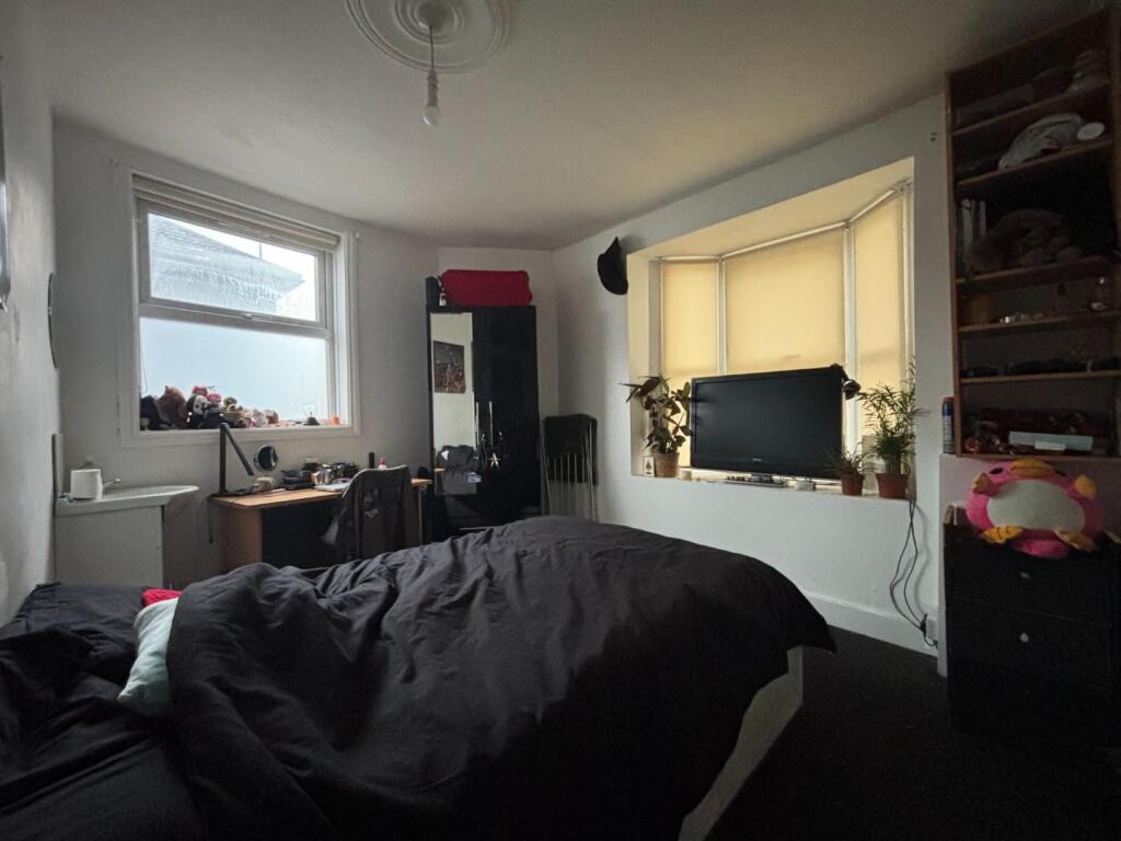 Bedroom1.jpeg
