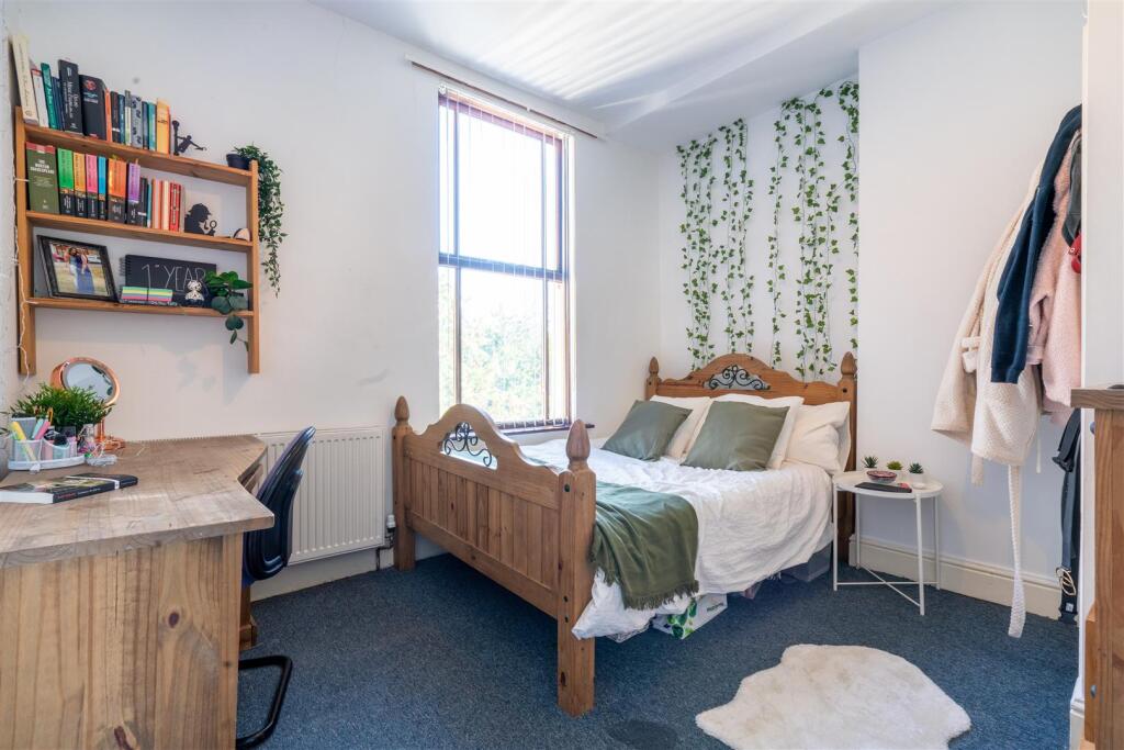 Bedroom 3_.jpg