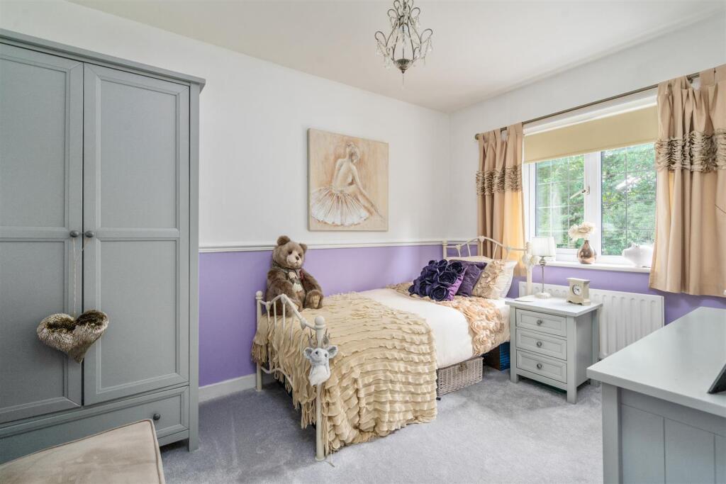 31 Rawthorn Drive_4.jpg