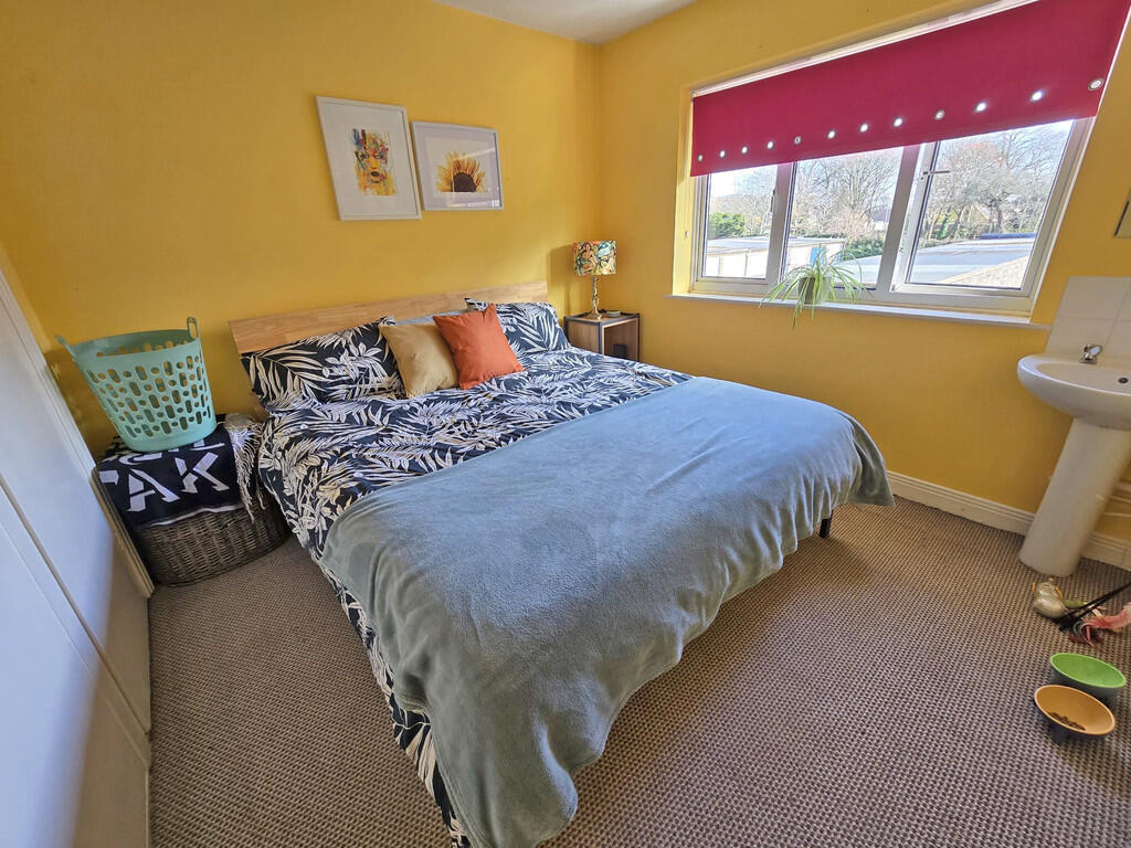 2nd Bedroom