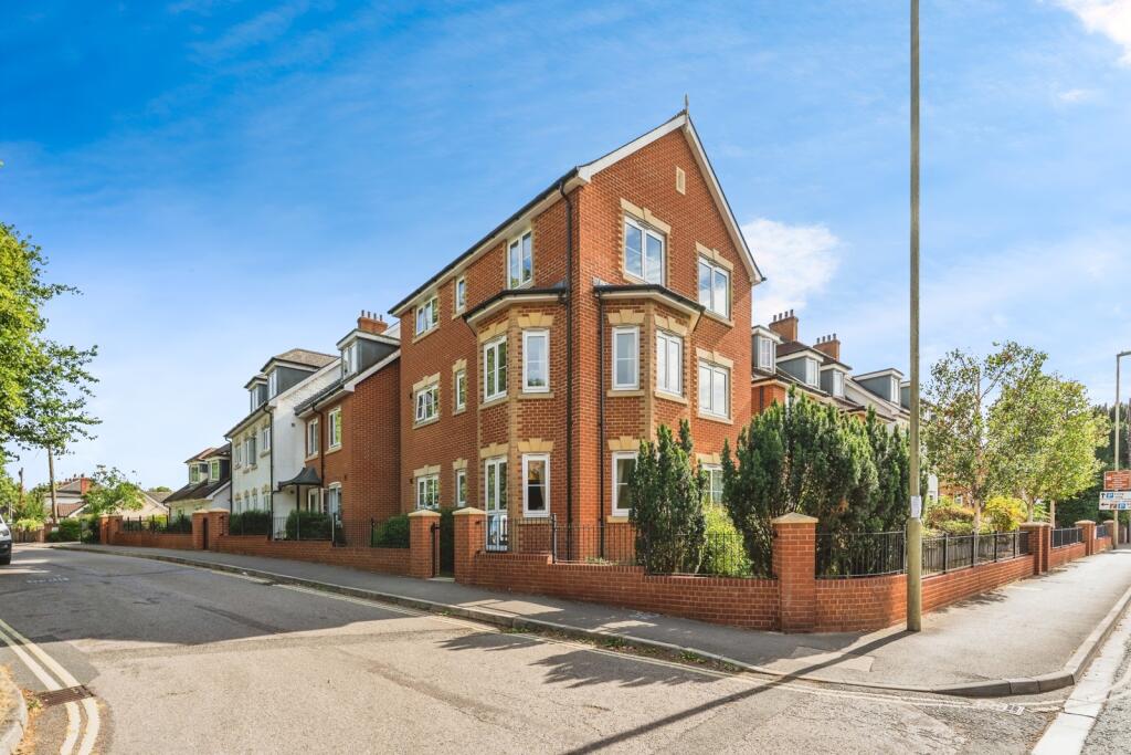 Bridge Road, Romsey, Hampshire, SO51