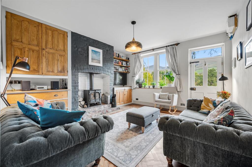 Saxton Mee 11 Hope Road 0032.jpg