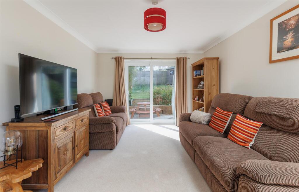 Sitting Room 1-1