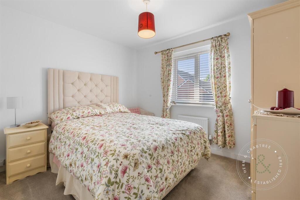 Int, Heol Bennett, Hern Crabtree (13).jpg