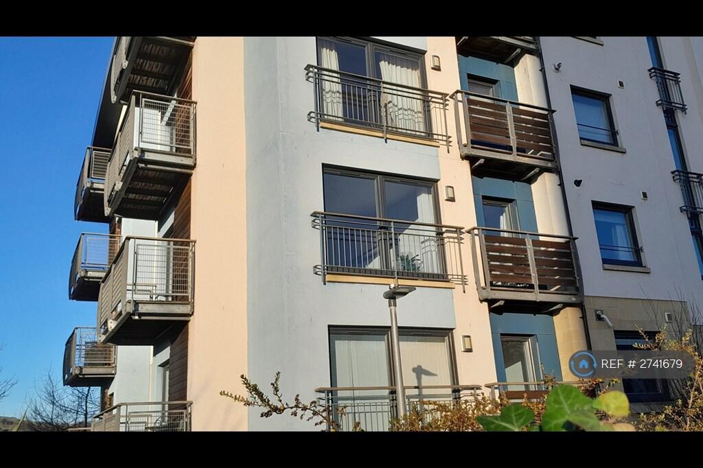 2f Flat