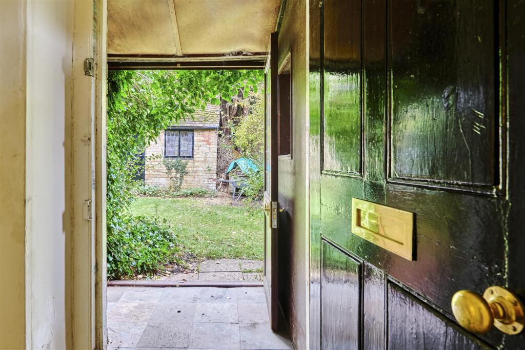 Wendy Cottage Pilton-18.jpg