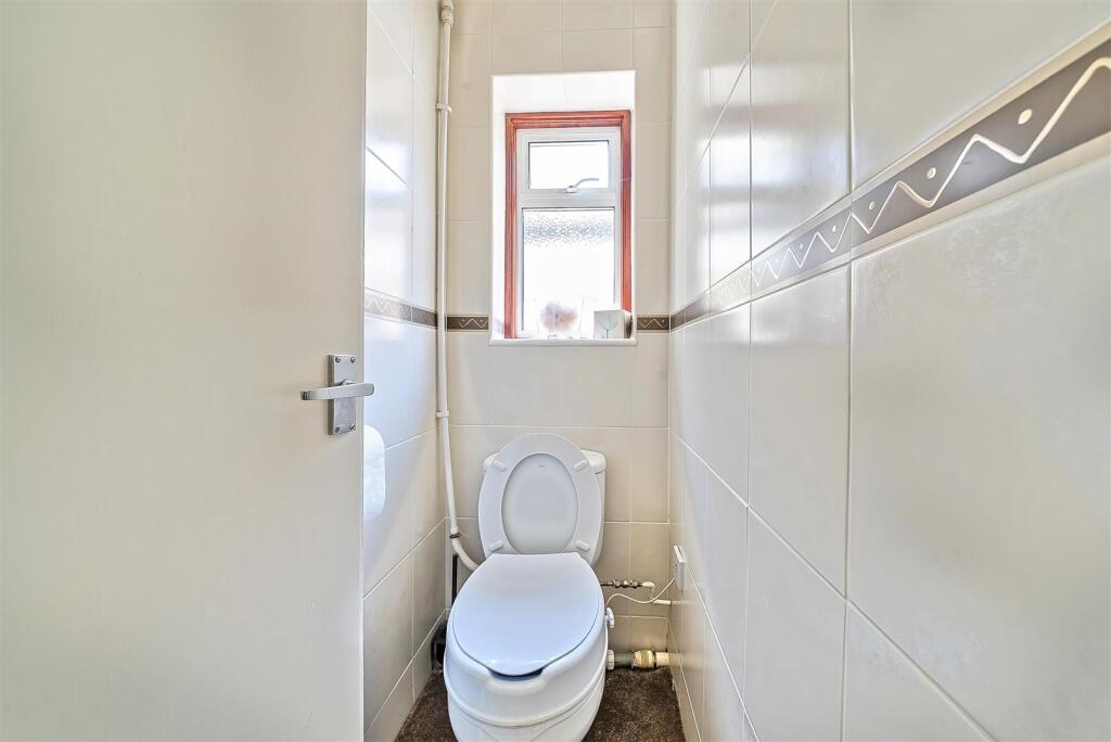 Separate WC: