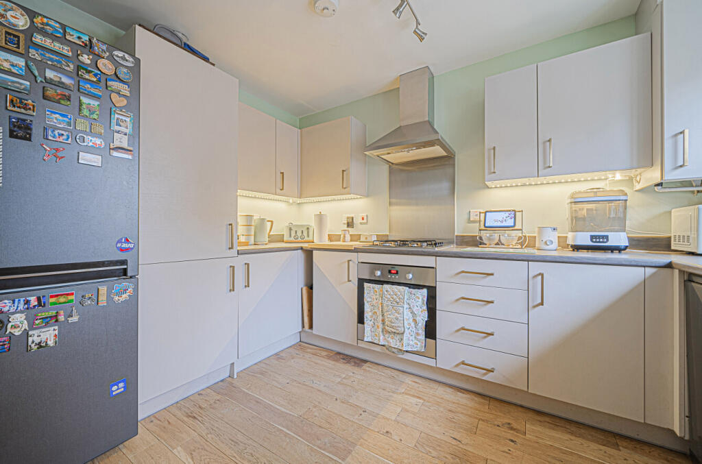 1375952-6-690ccd1...