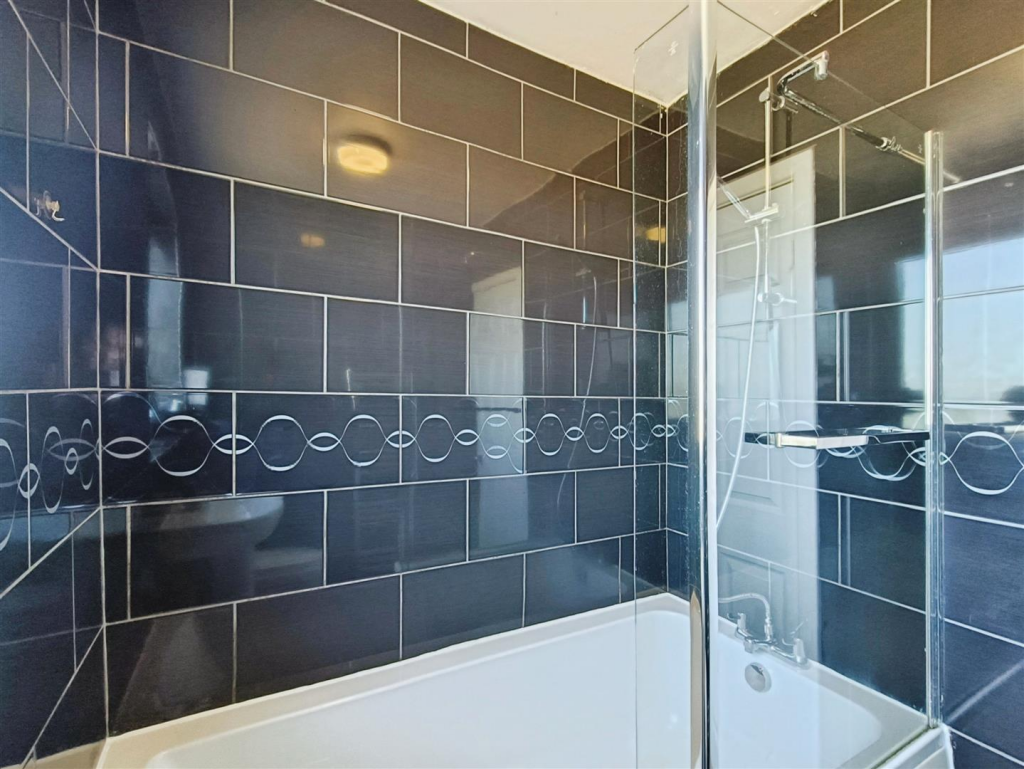 user_edited_photo-030d090d_user-edited-ad689ea6-72