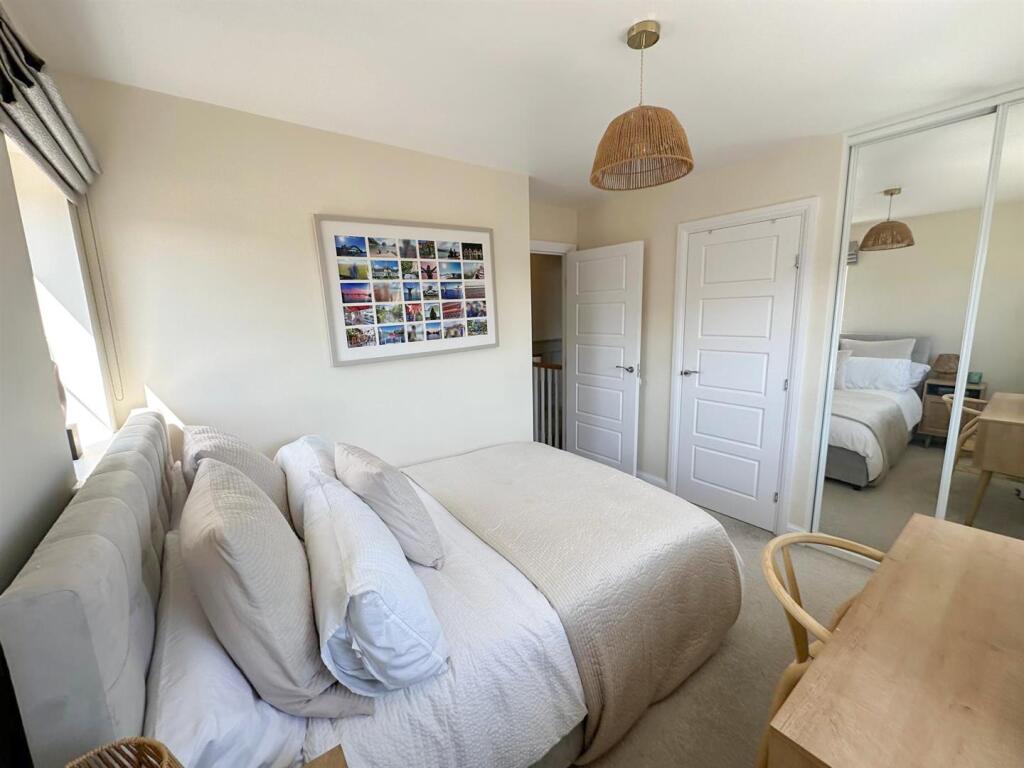 Three bed detached property, Silsden 4