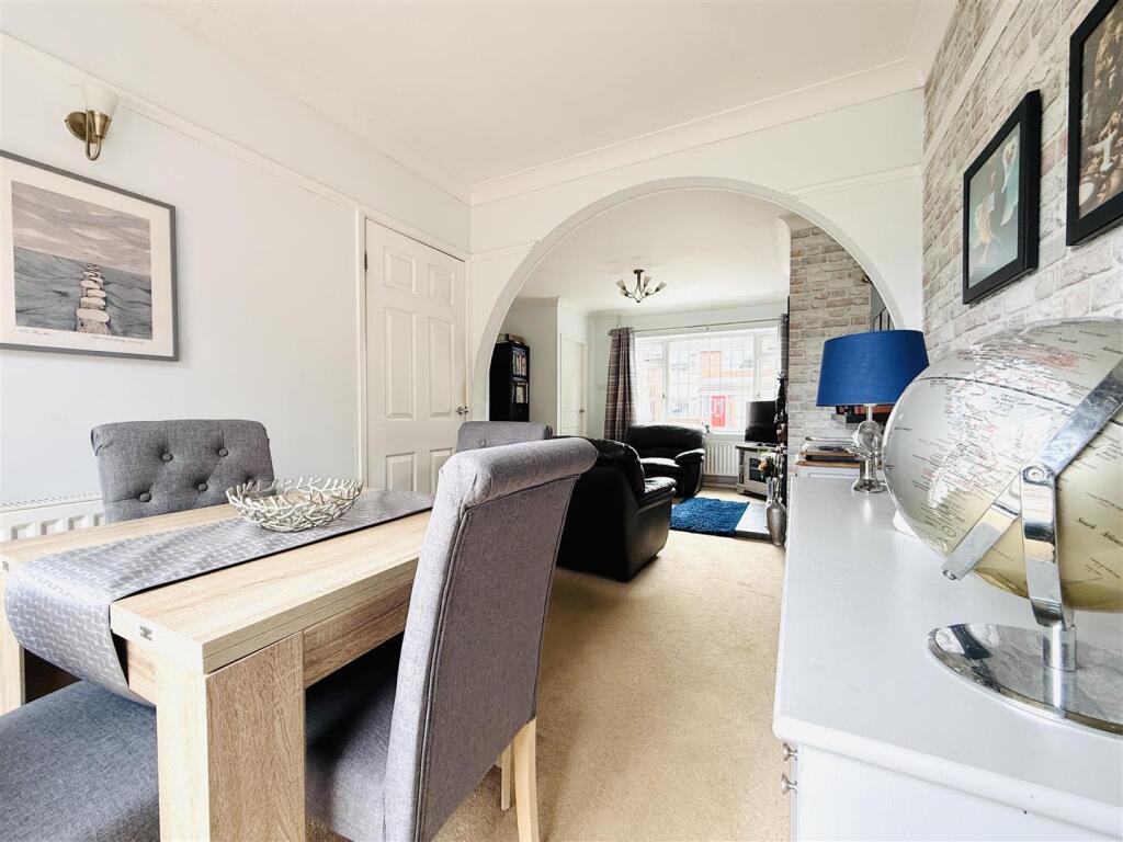 Open Plan Dining Area