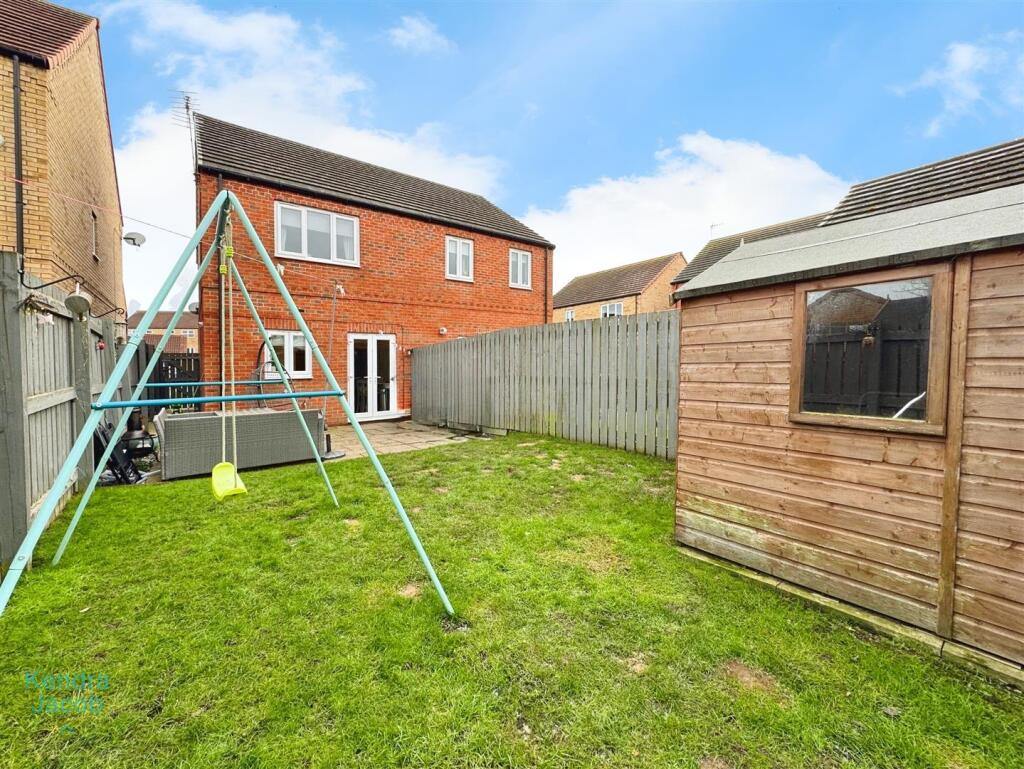 Clarke Avenue, Dinnington, Sheffield