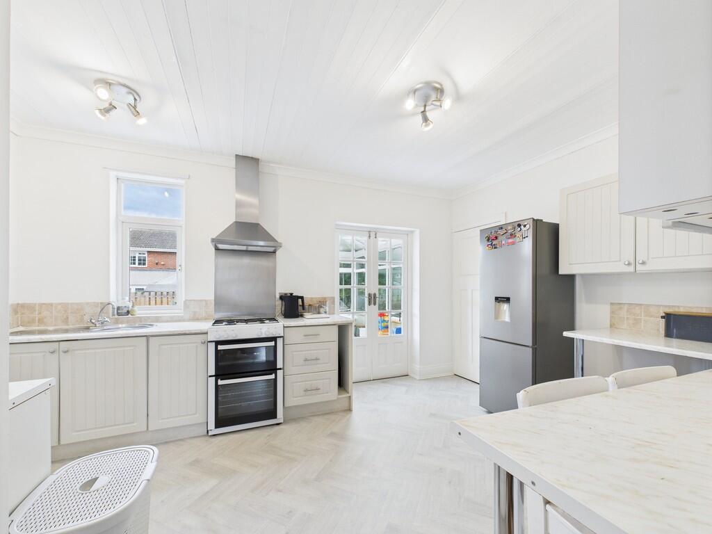 CAM01835G0-PR0265...