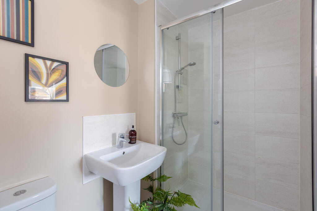 Hornbeam Road 7 Bedroom 1-4