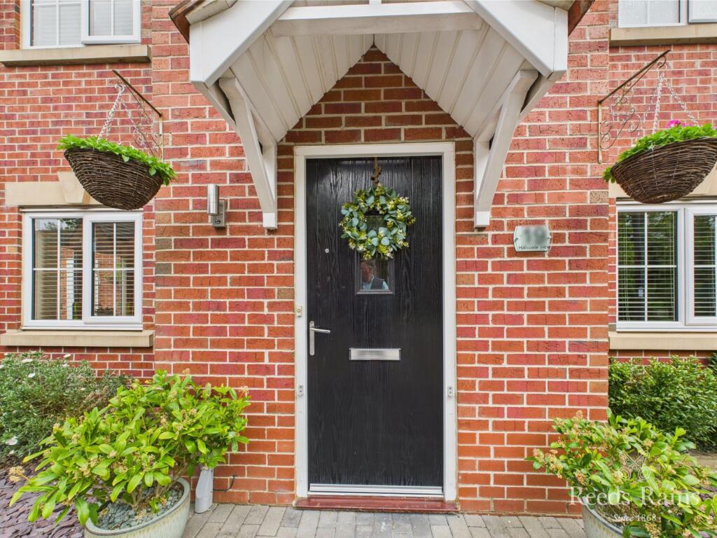 Front/Side Garden