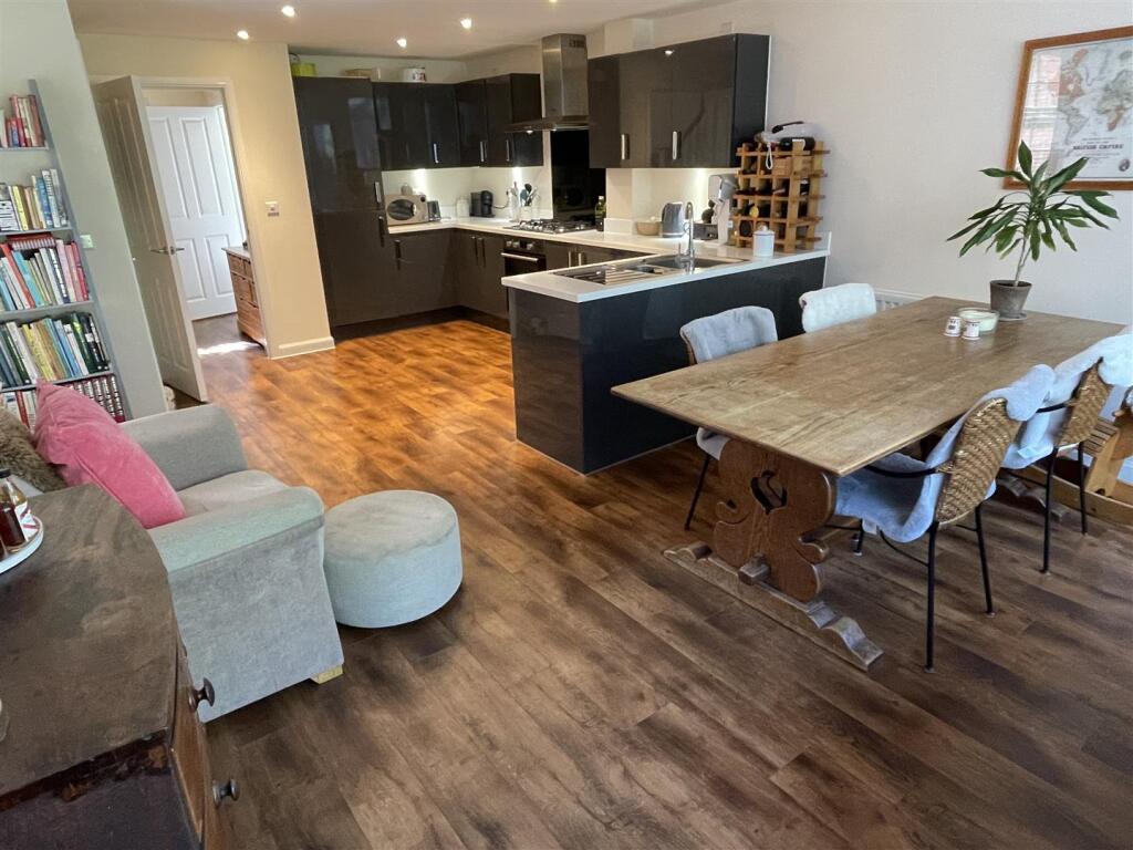 Sitting Room to Kitchen.JPG