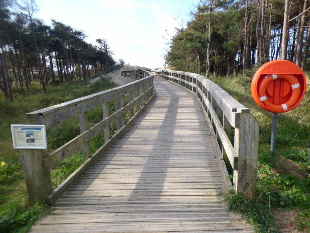Boardwalk to the Bea