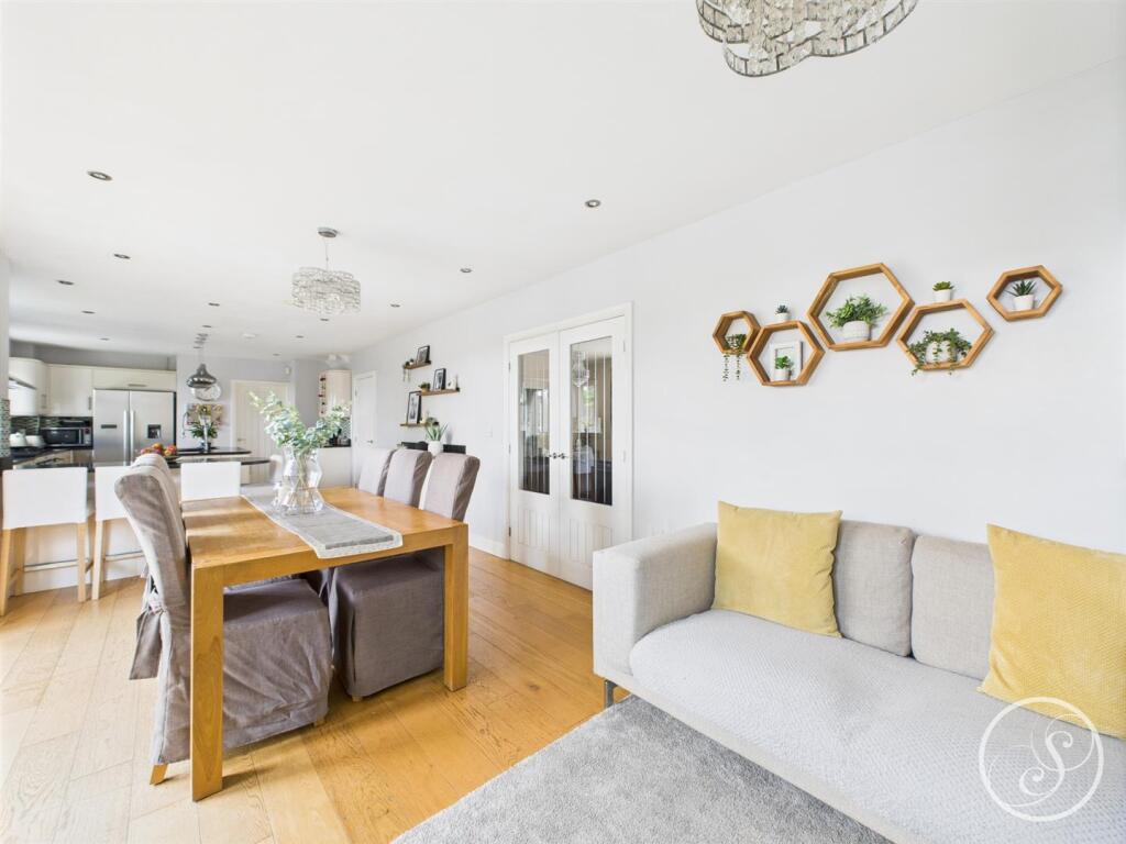 Kitchen/Diner/Family Room