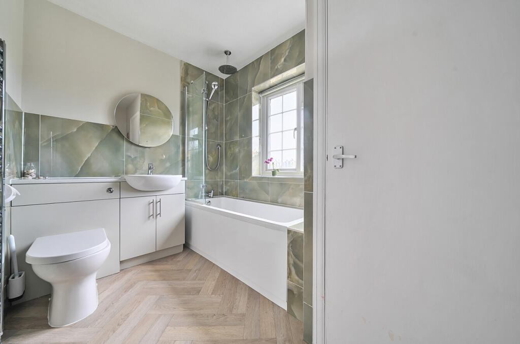 1297131-8-68515f2...