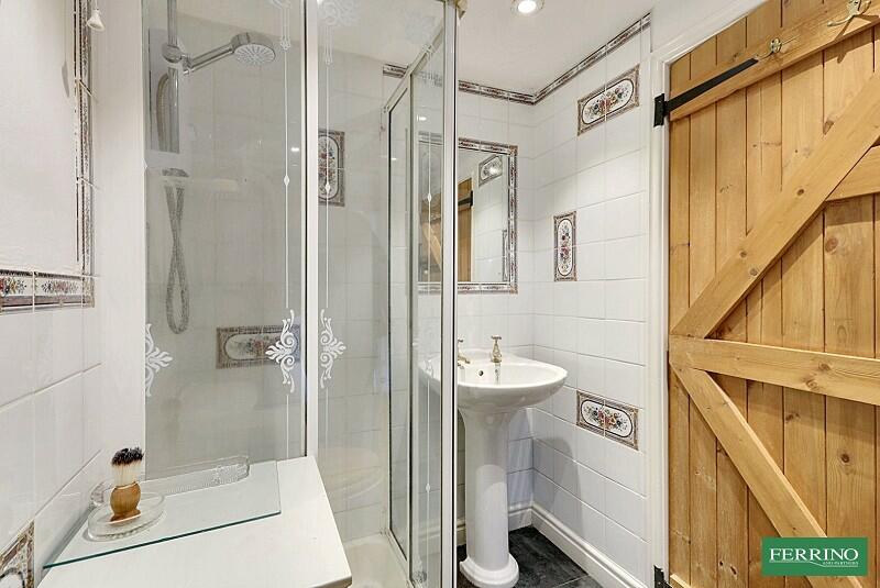 Bedroom 1 En-suite