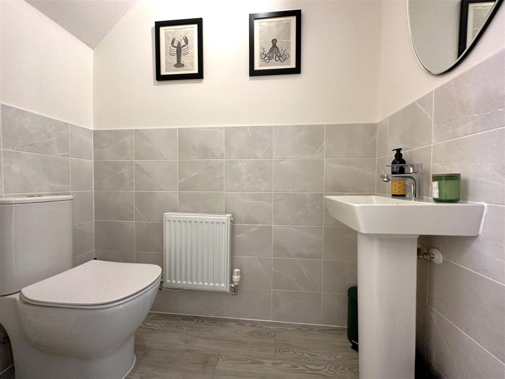 Ground Floor W.C 343