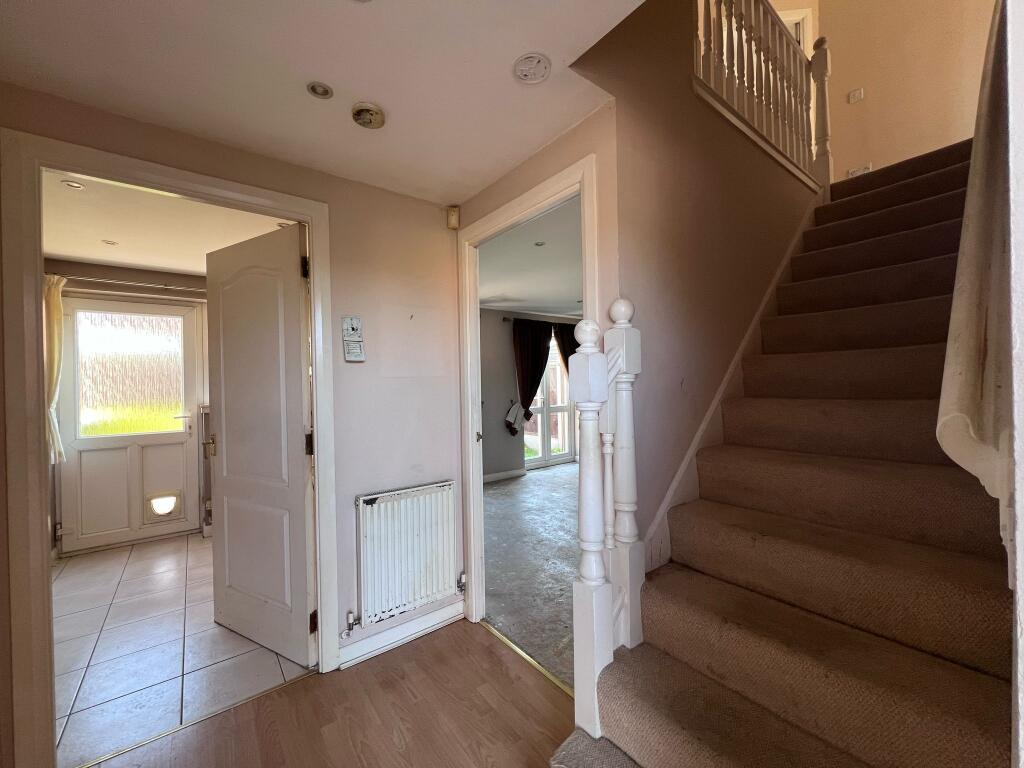 HALLWAY.jpeg