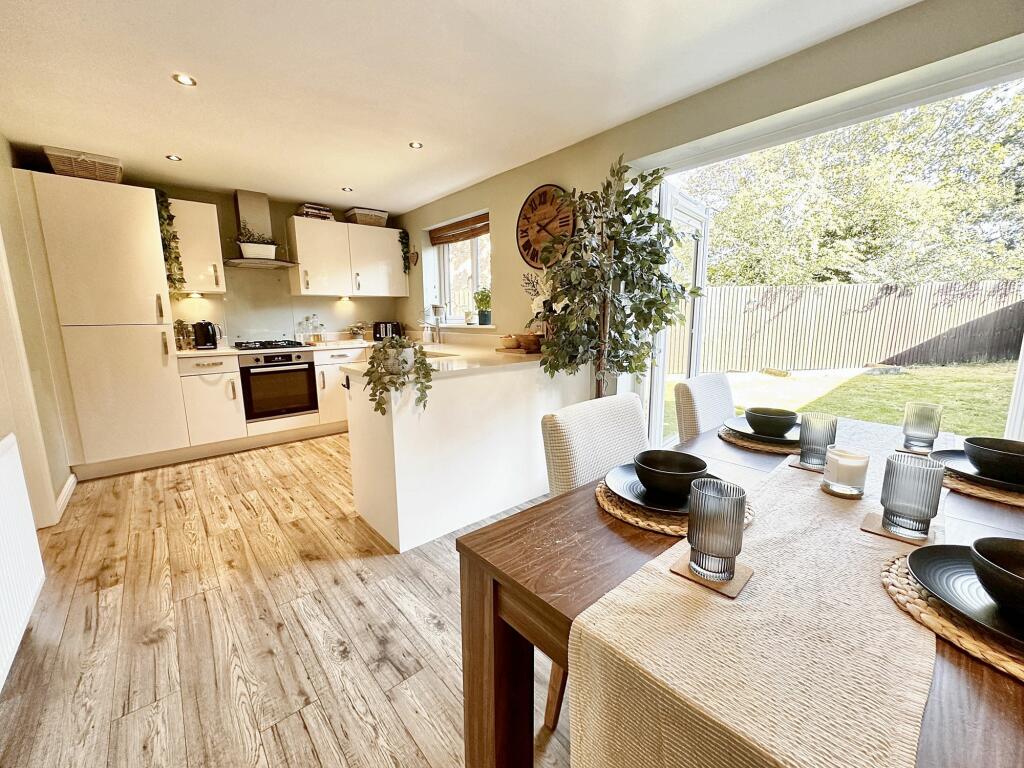 Dining Kitchen