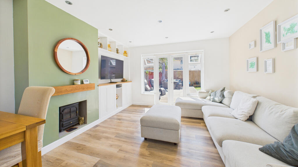 Thame Road, Aylesbury, Buckinghamshire