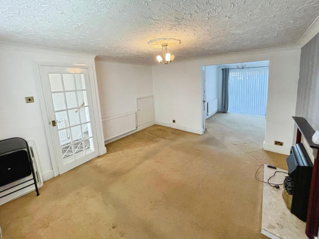 2827415b--4231-9524-496DD4B1C16F-76317-00000A45E27