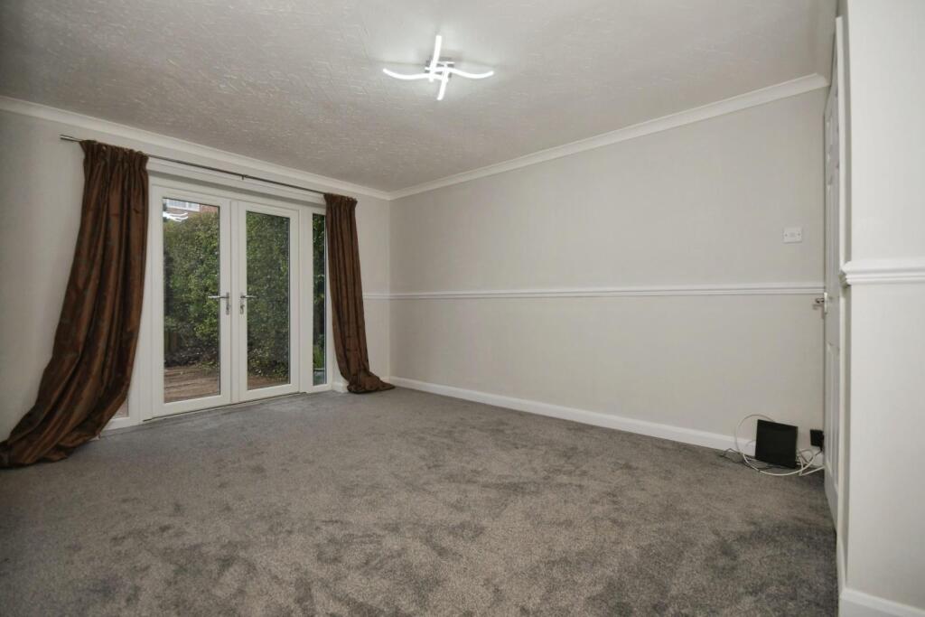 LOUNGE.jpg