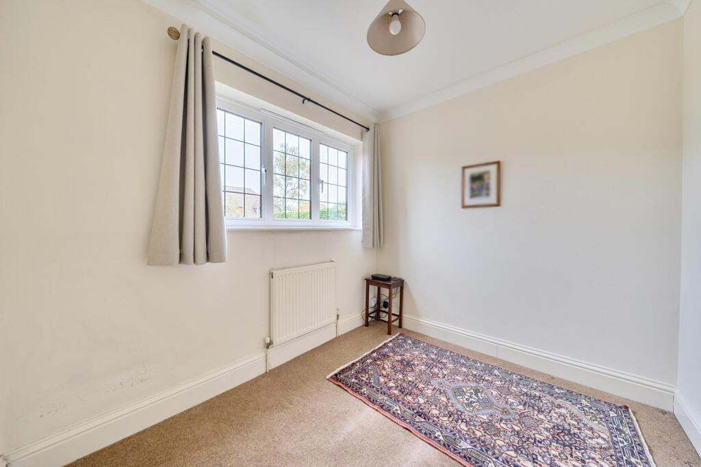 1365259-7-68e93c2...