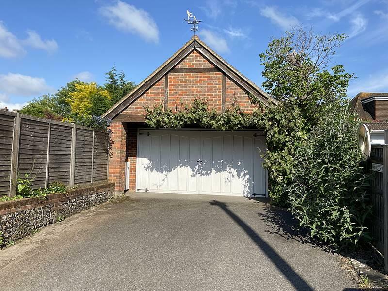 double garage.jpg