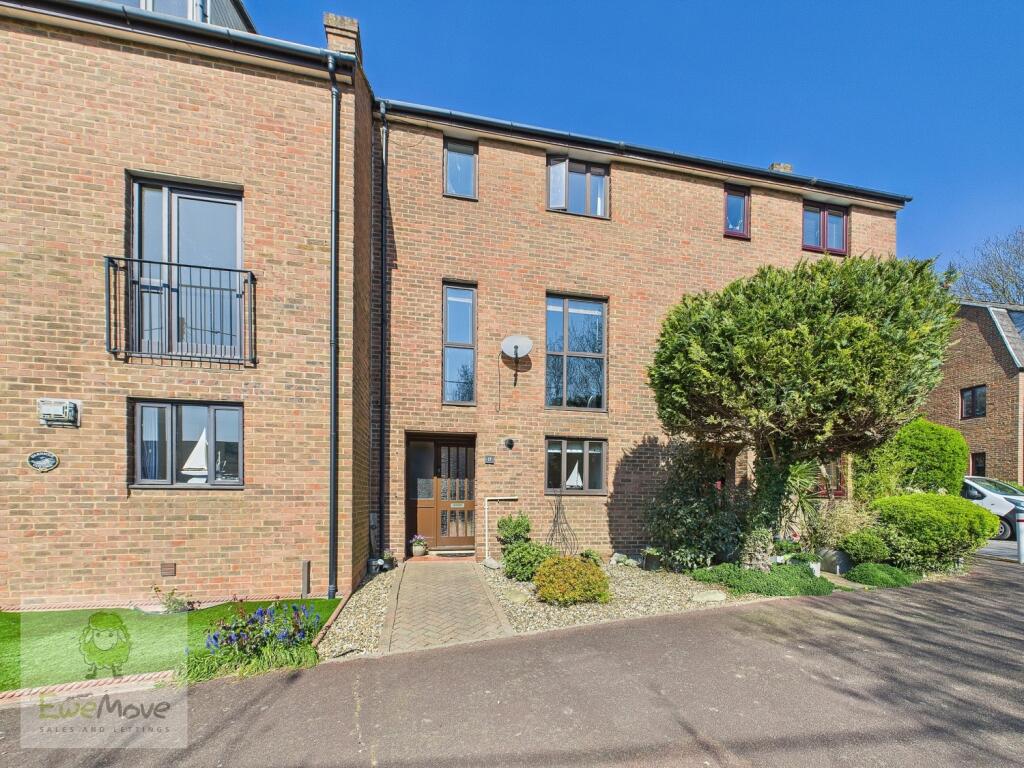 View Of The Front Of The Property