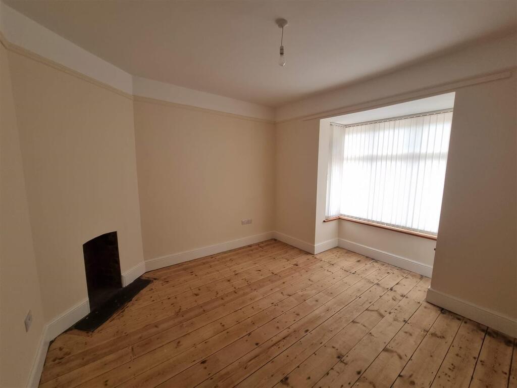 Bedroom One.jpg