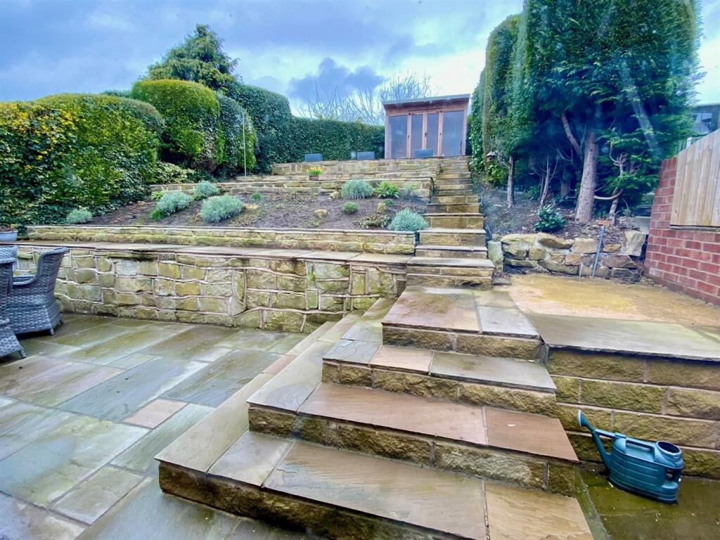 springfield park 8 garden.jpg