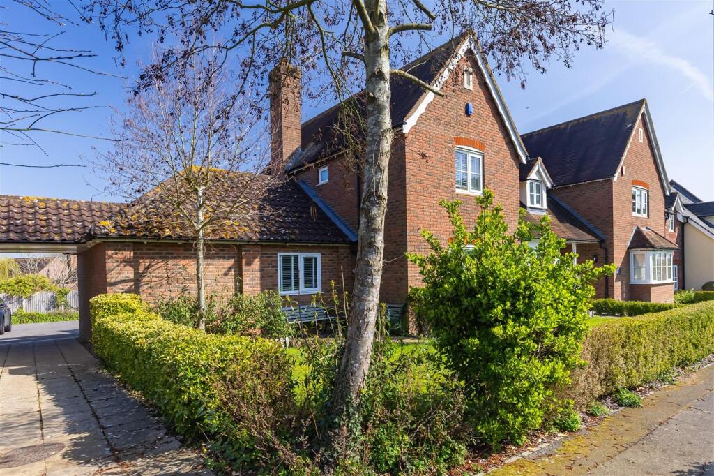 12 Forest Dr (34).jpg