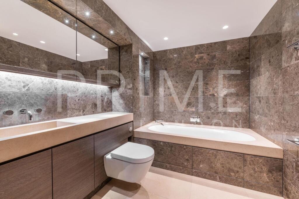 BATHROOM2 (6).jpg