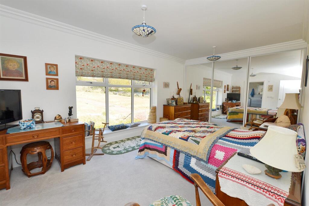 DSC_0004 - 2025-04-22T152333.961.jpg