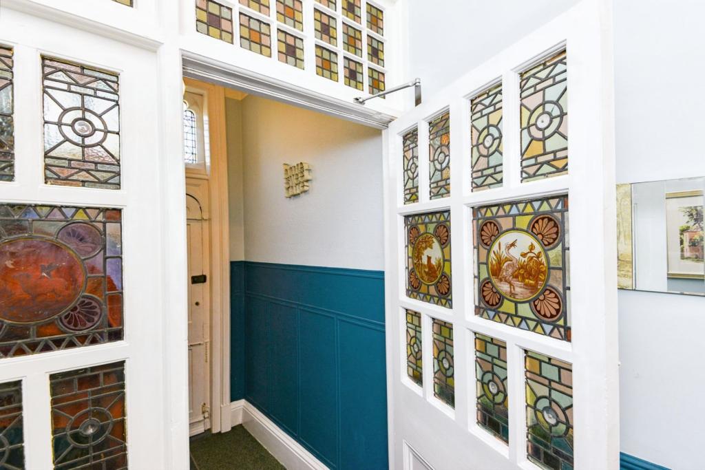 Entrance Porch