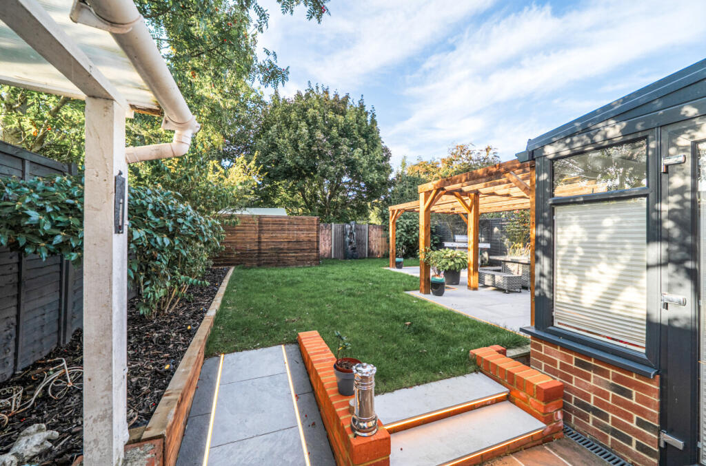 1358365-15-68d43d...