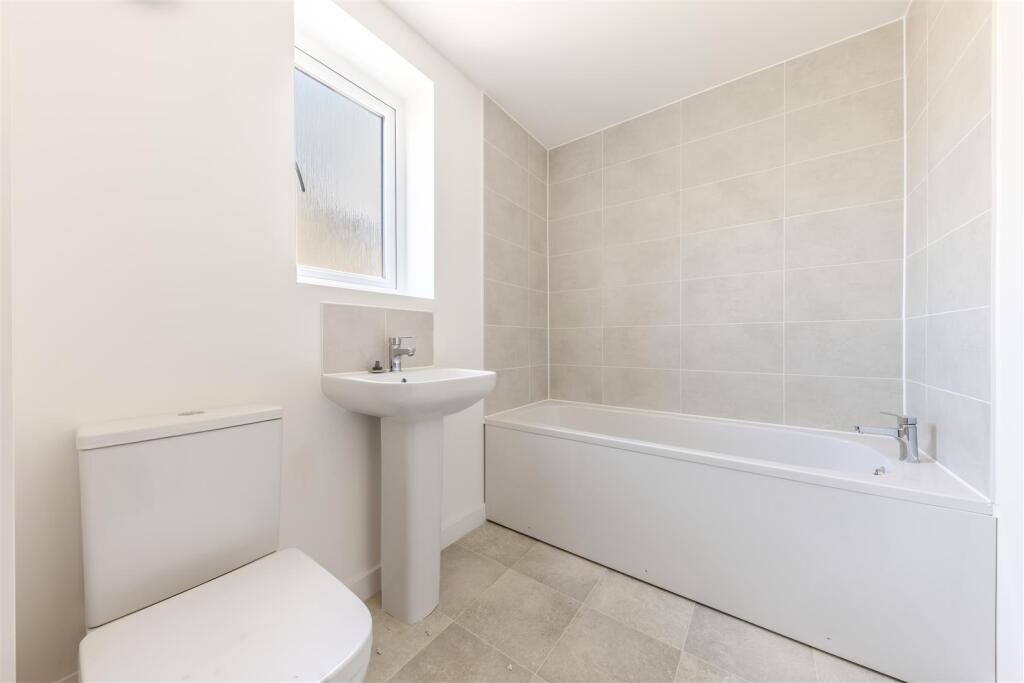 Example of Main Bathroom