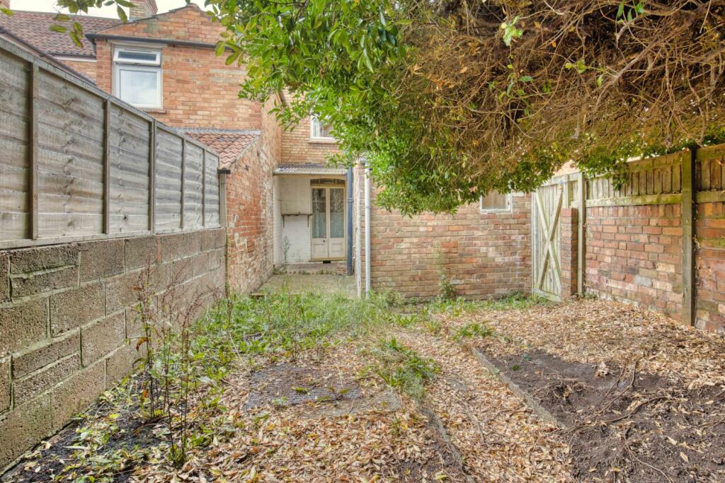 Ewemove Taunton - Winchester St (1)