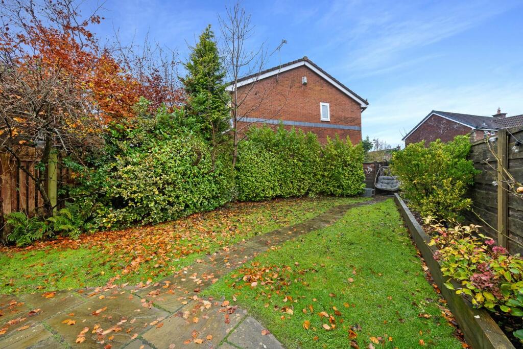 174 Whittingham Drive External-13.jpg