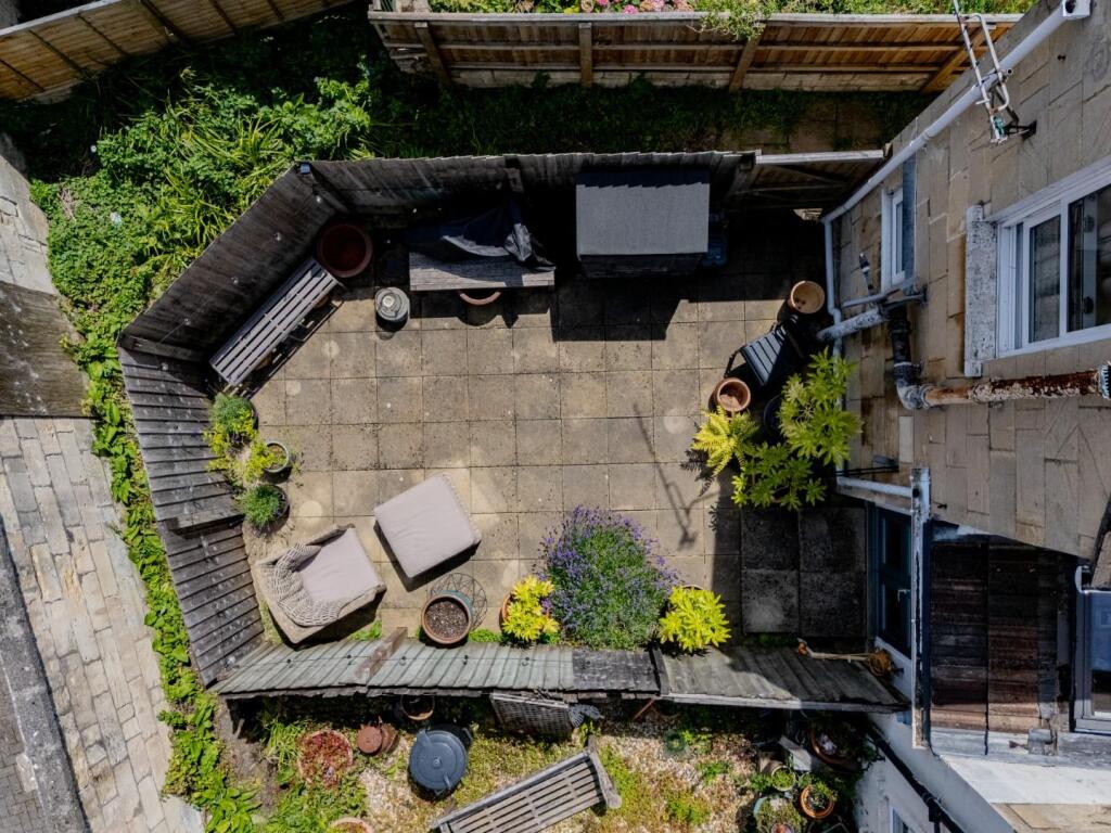 27a Brunswick Street BA1 6PQ-22.jpg