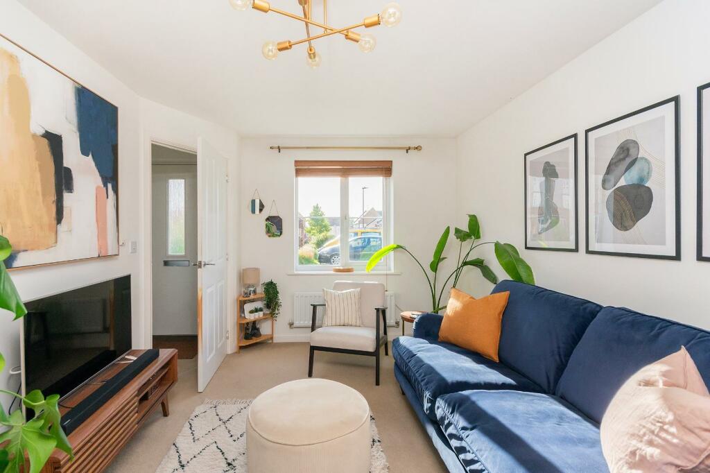 3S7LCHD - Living Room F.jpg