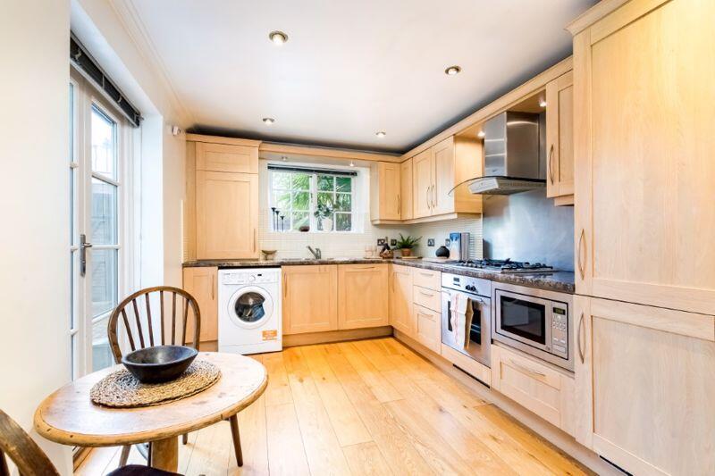 Kitchen/Breakfast Room