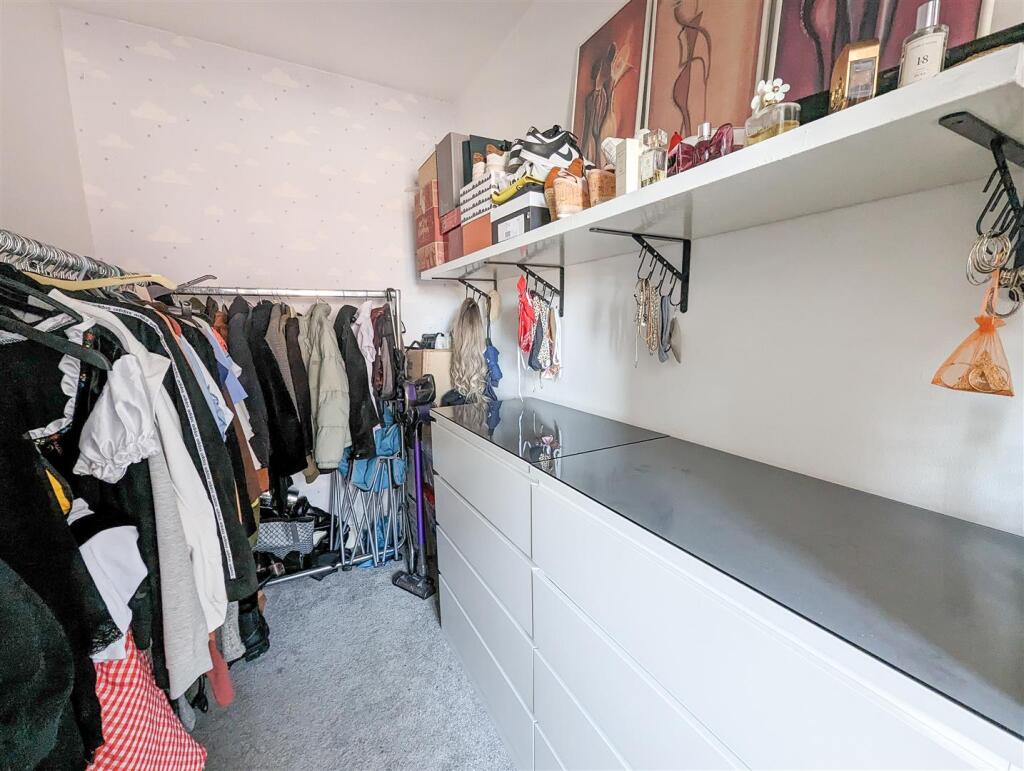 Dressing Room.jpg