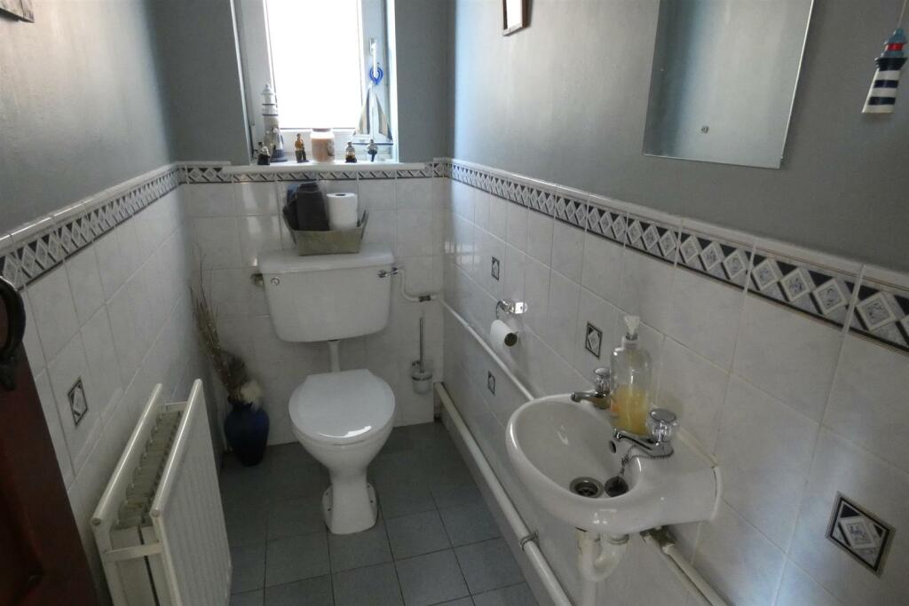 CLOAKROOM