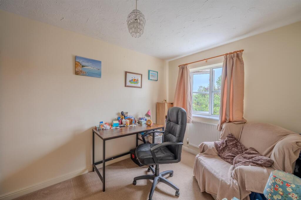 34 Birch Grove-12.jpg