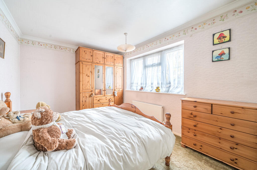 1374016-8-6901ee4...